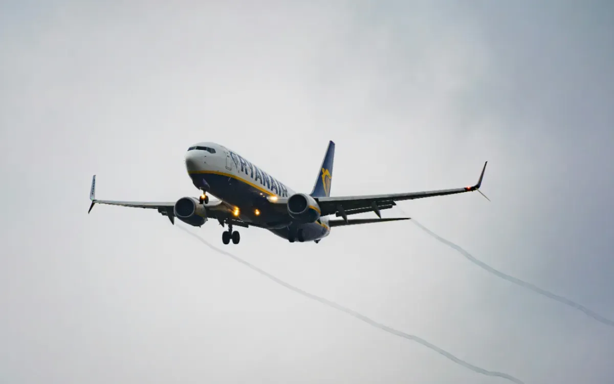 Ryanair Flight from Agadir to Marseille Returns After Smoke Incident